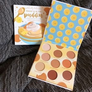 2/$50 - Beauty bakerie eye shadow palette